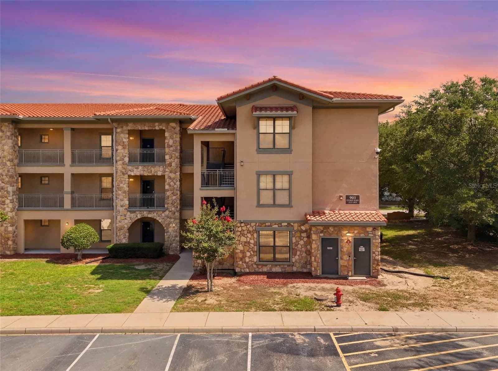 901 CHARO, Davenport, FL 33897