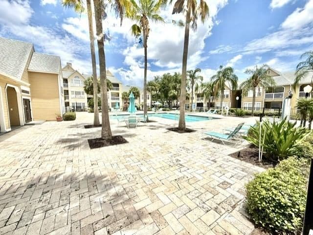 1073 HIAWASSEE, Orlando, FL 32835 2