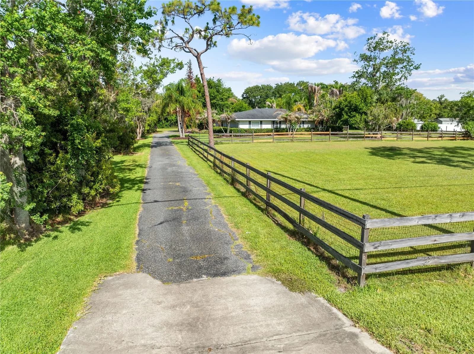 1770 PLEASANT HILL 5