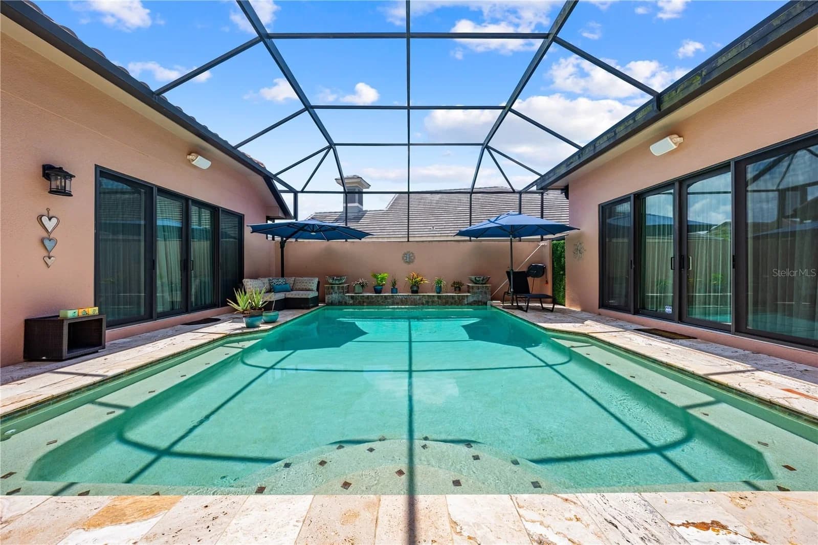 2557 HERITAGE GREEN 2