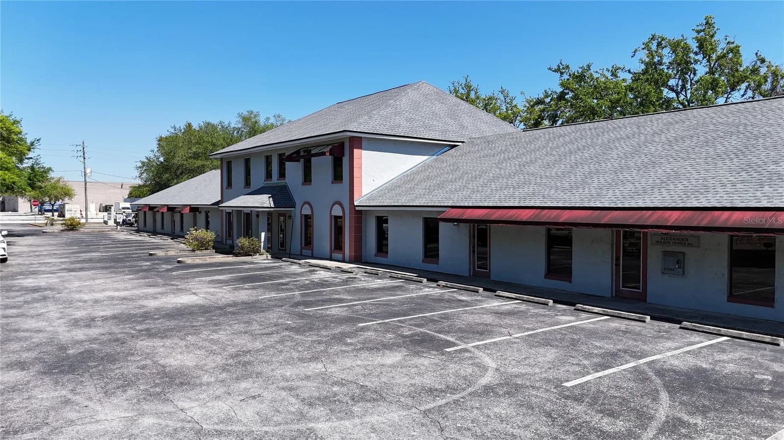 1400 OAK 4