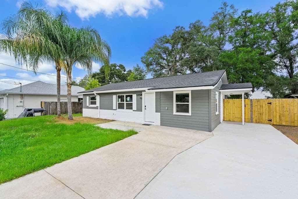 5399 MUSTANG, Orlando, FL 32810 2