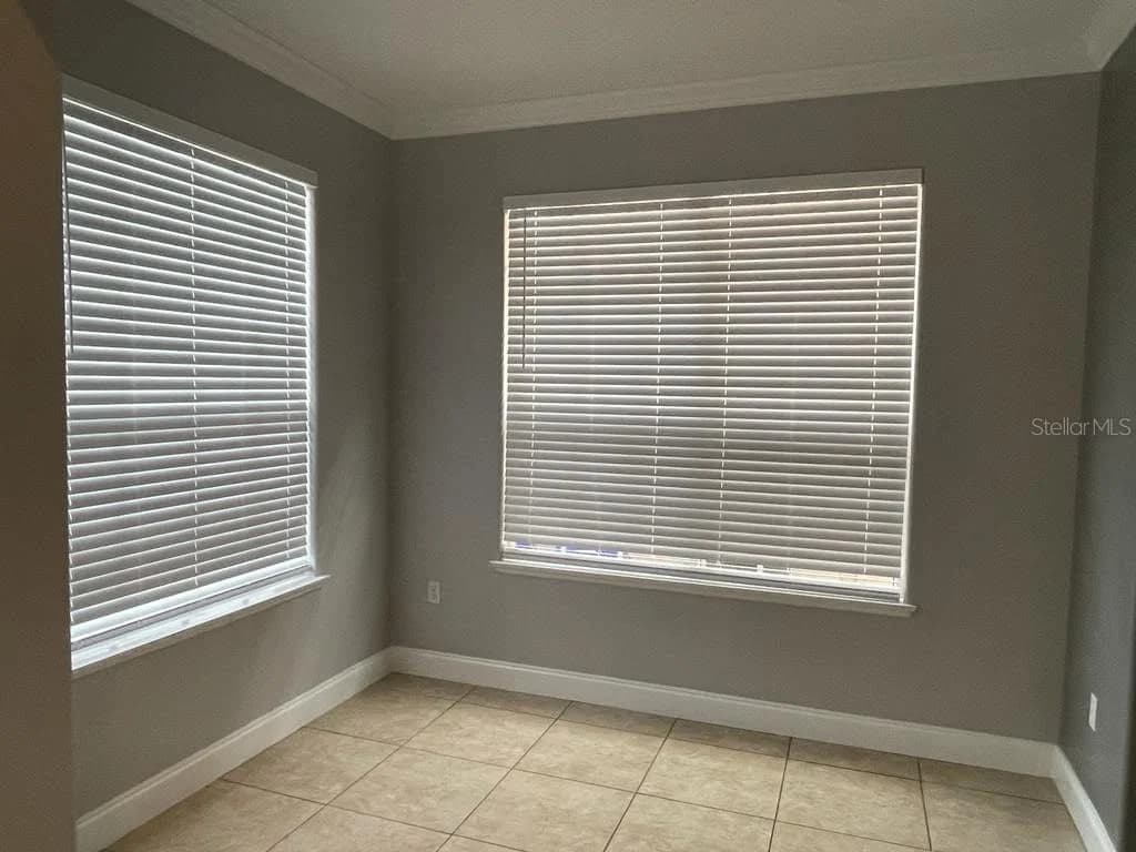 1604 EAGLE FEATHER 4