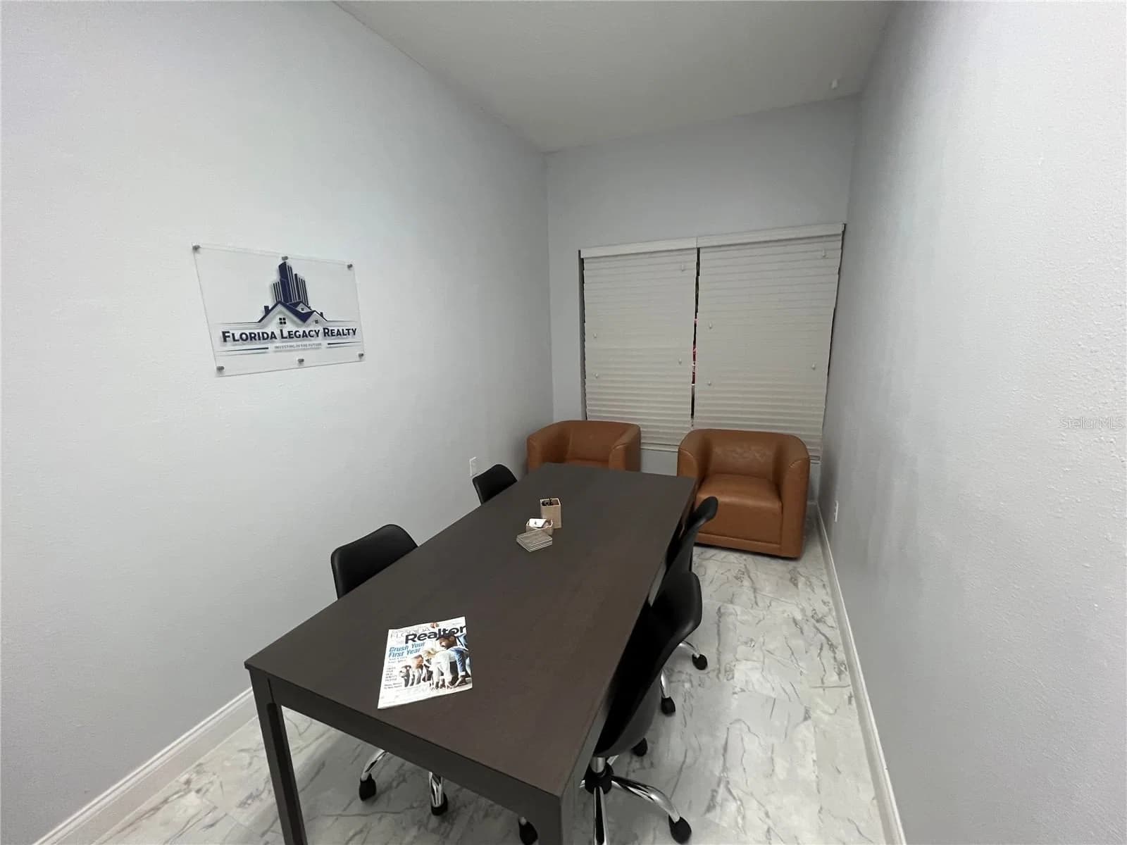 1004 PLAZA 2
