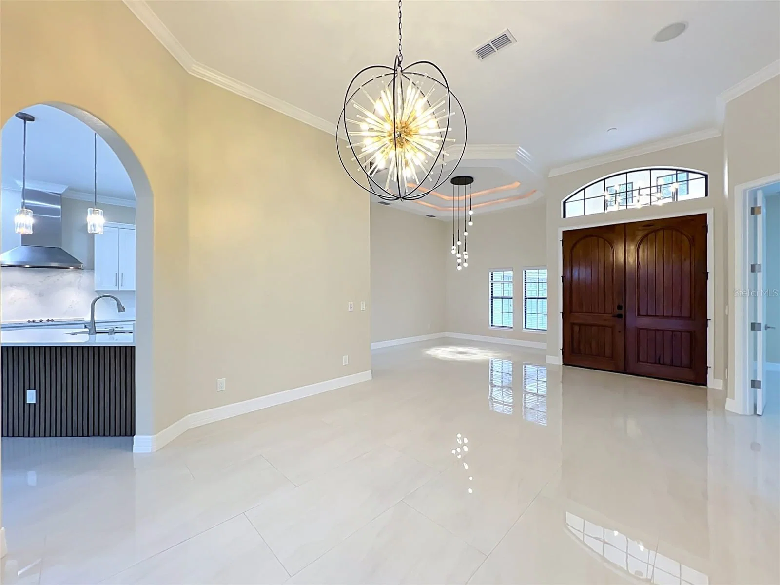 7426 POINTE VENEZIA 5