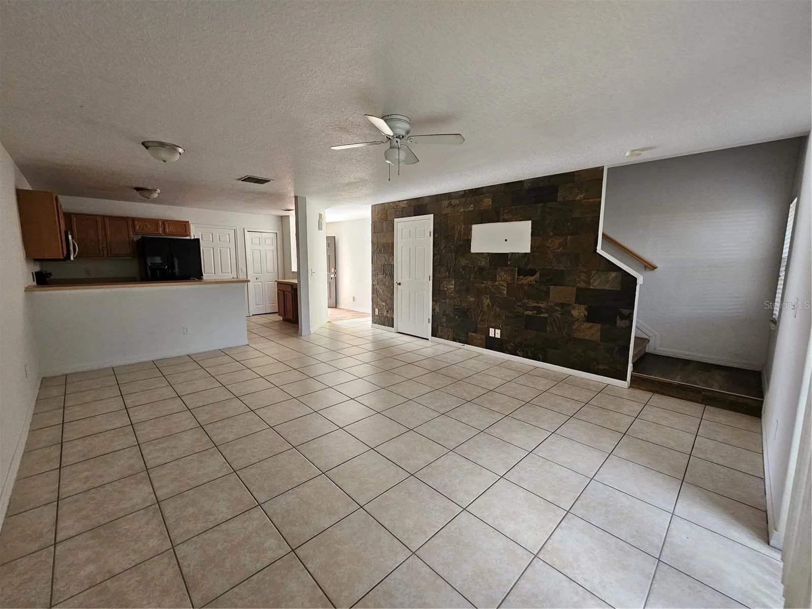 752 CRESTING OAK 5