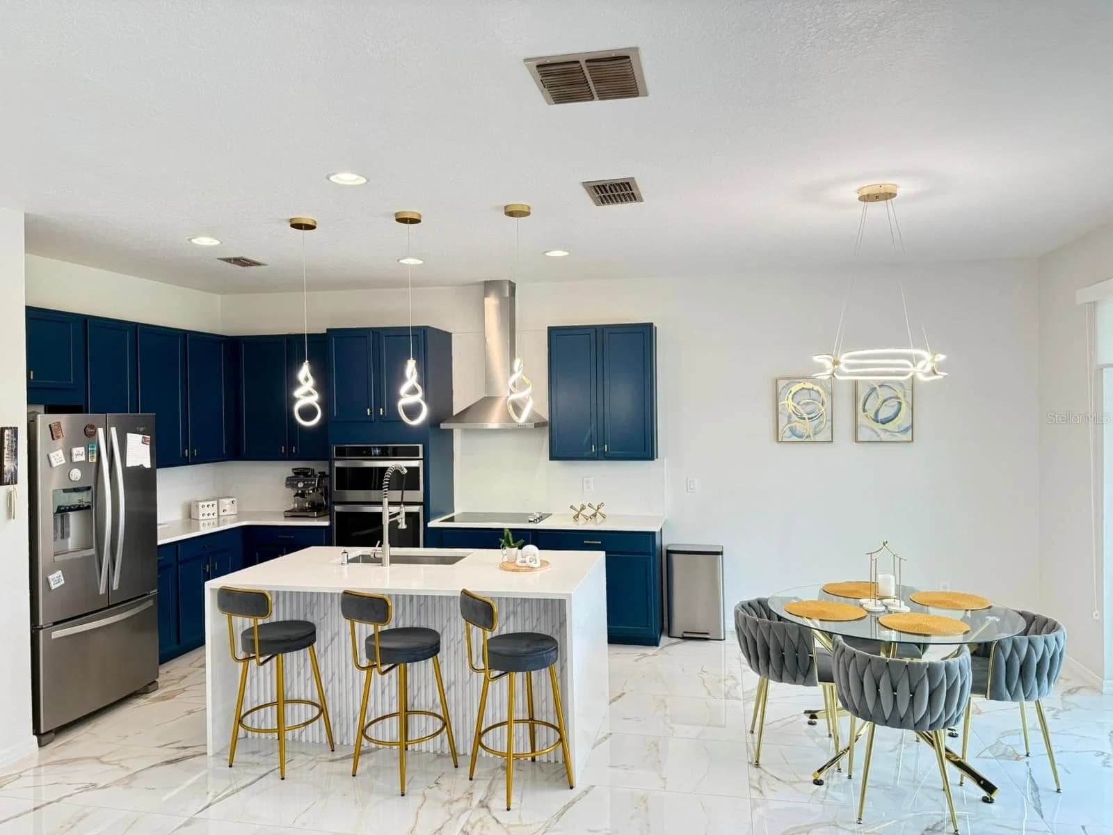 1732 FLOURISH 4