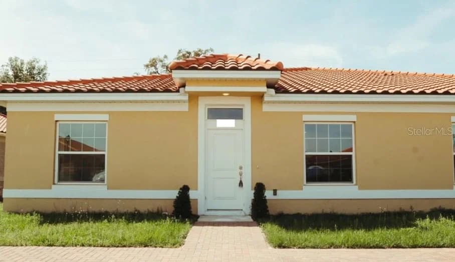 1740 PACIFIC, Kissimmee, FL 34759