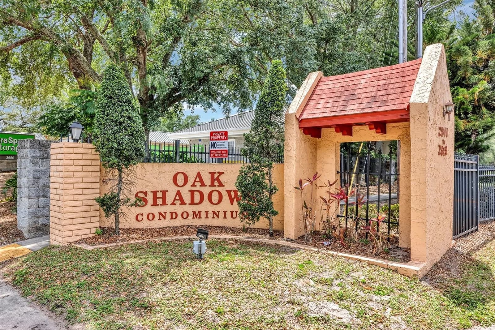 2864 POWERS, Orlando, FL 32818 3