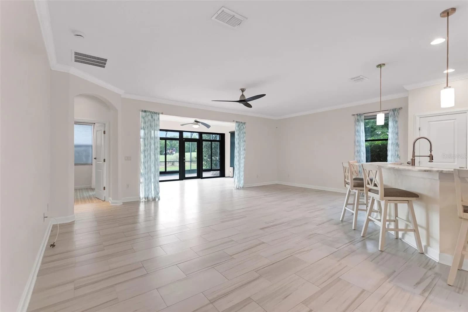 8972 DOVE VALLEY WAY 4