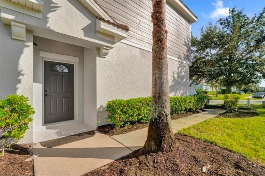 9301 WATCHET, Orlando, FL 32825 3