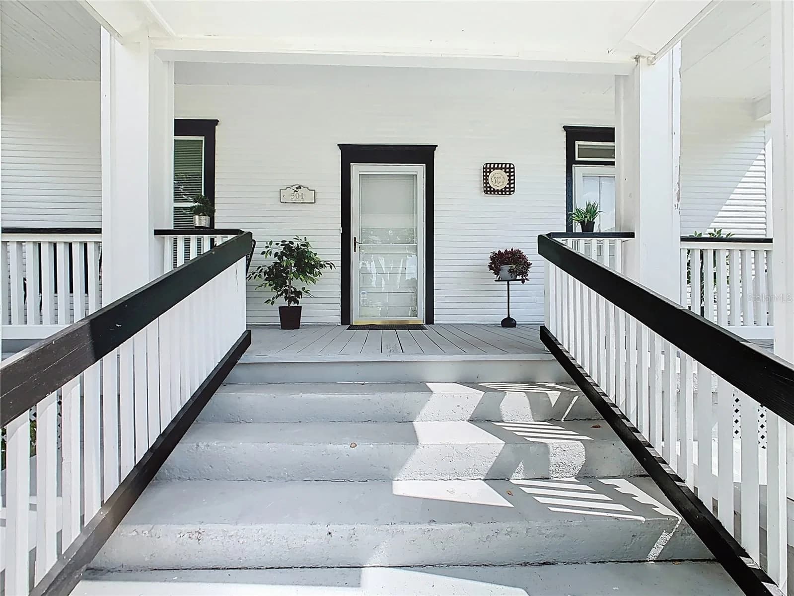 501 SUMNER 5