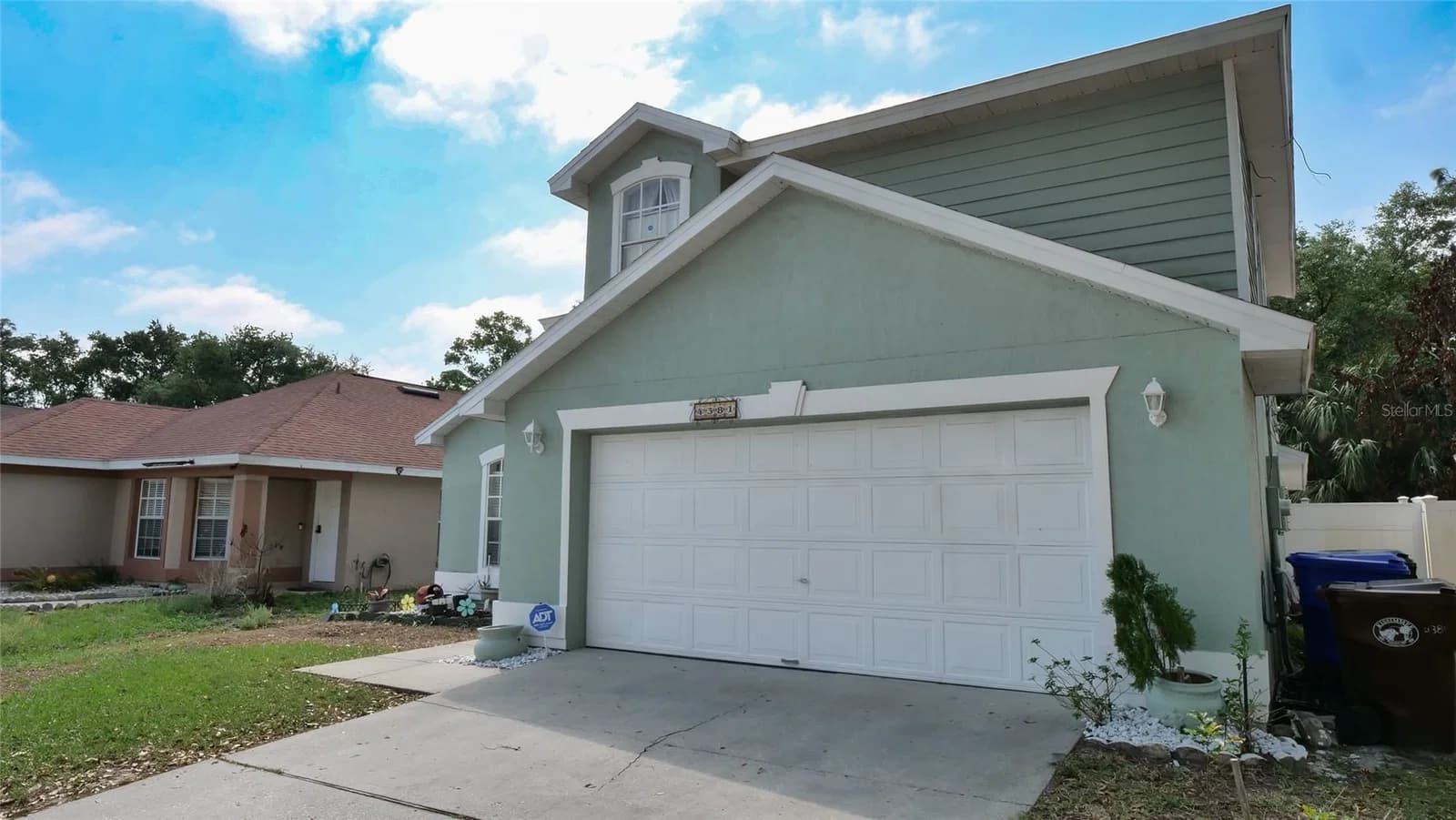 4381 CREEKSIDE 4