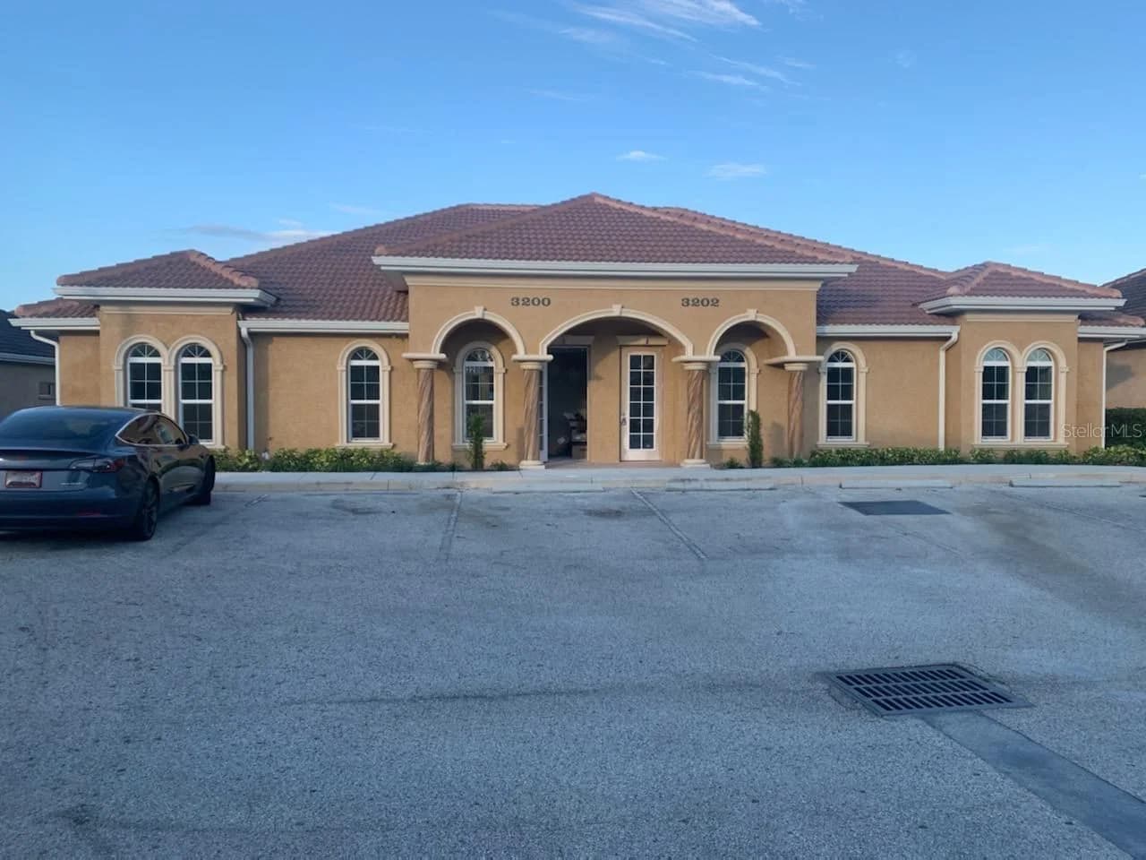 3200 HILLSDALE, Kissimmee, FL 34741