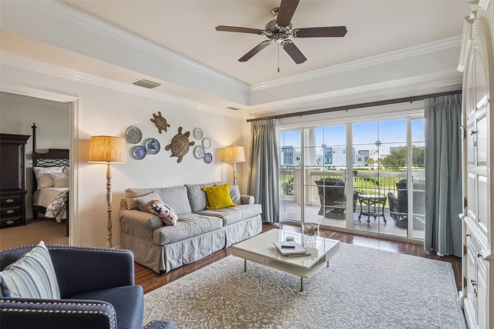 1112 SUNSET VIEW 2