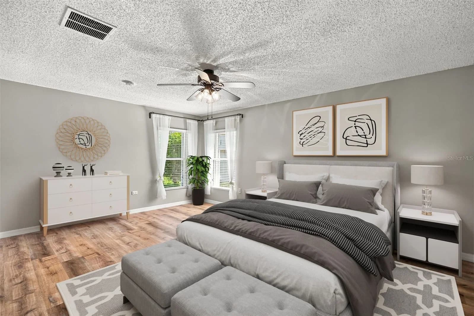 856 FRANCONVILLE 3