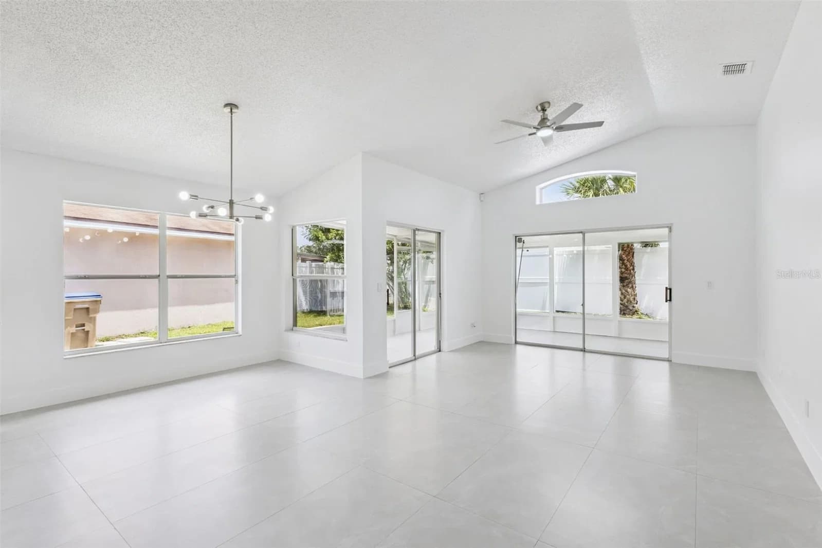 2625 WALDEN 5