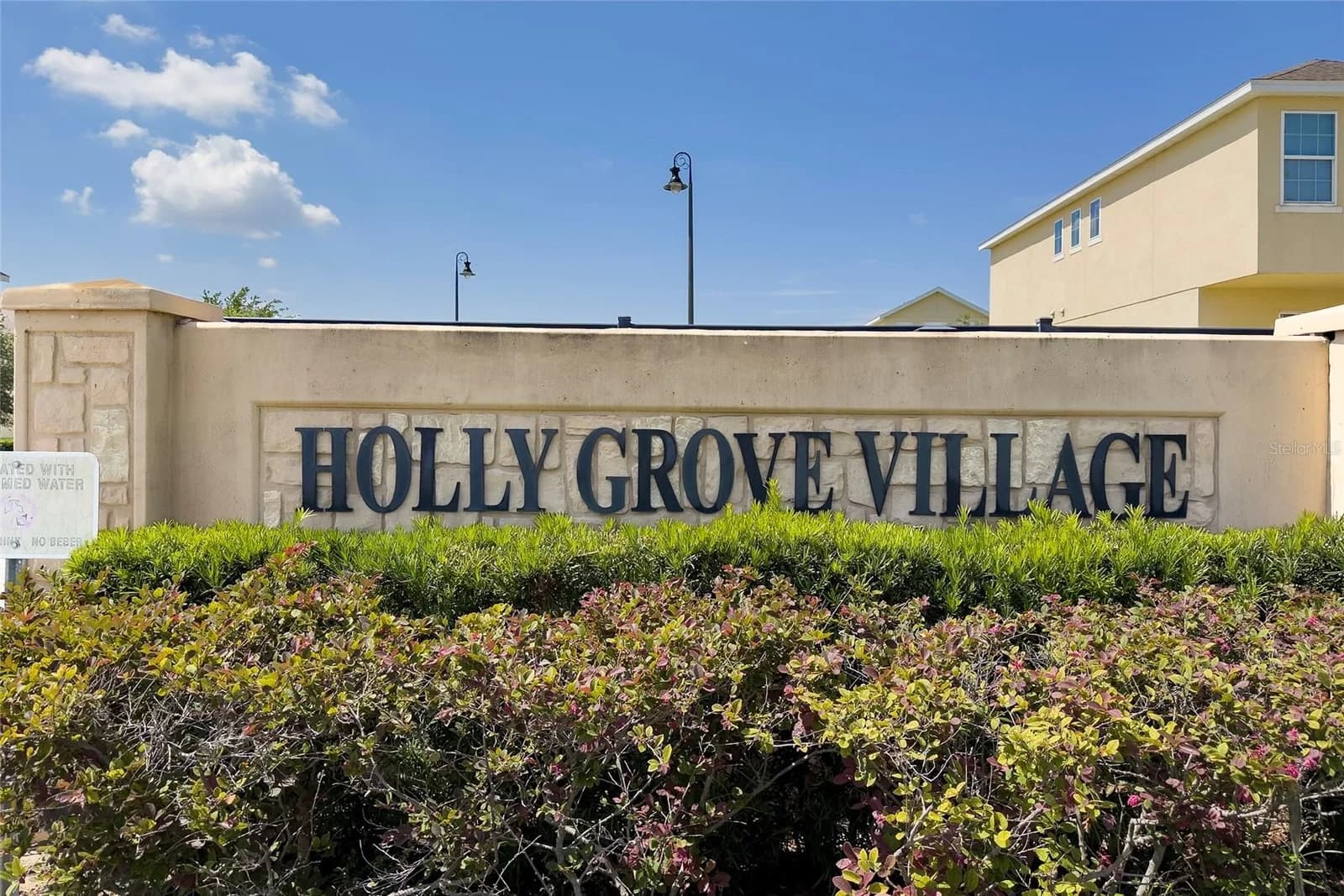 129 HOLLY VILLAGE 2