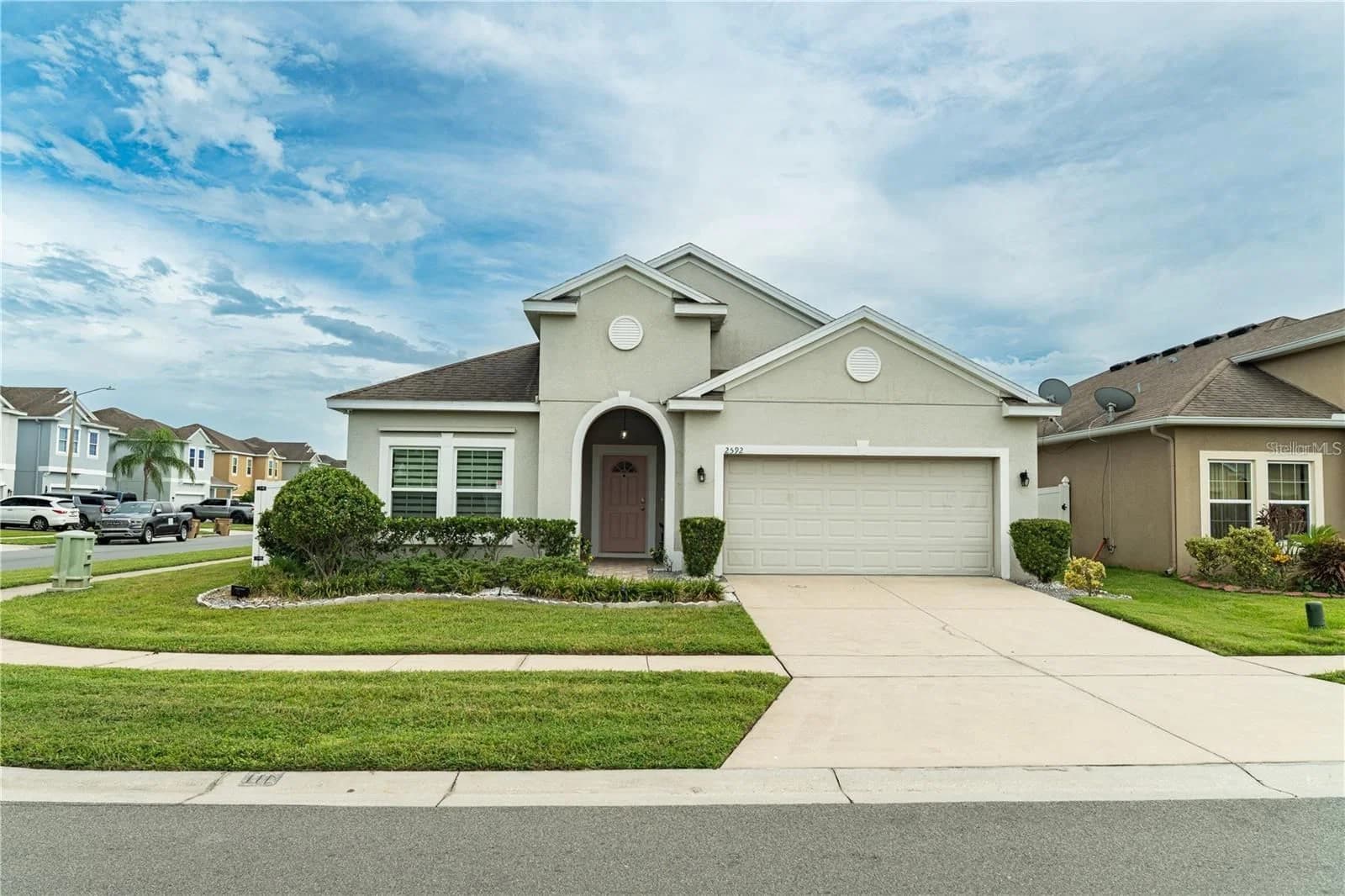 2592 ISABELA 4