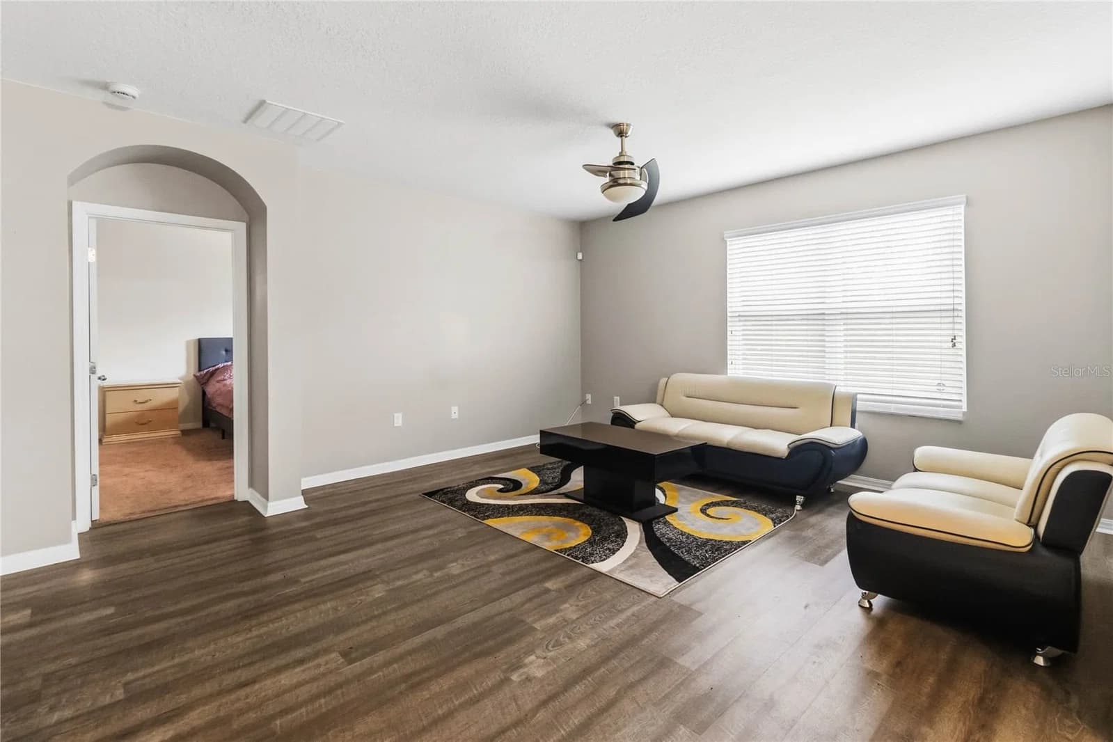 2318 SEQUOIA 5