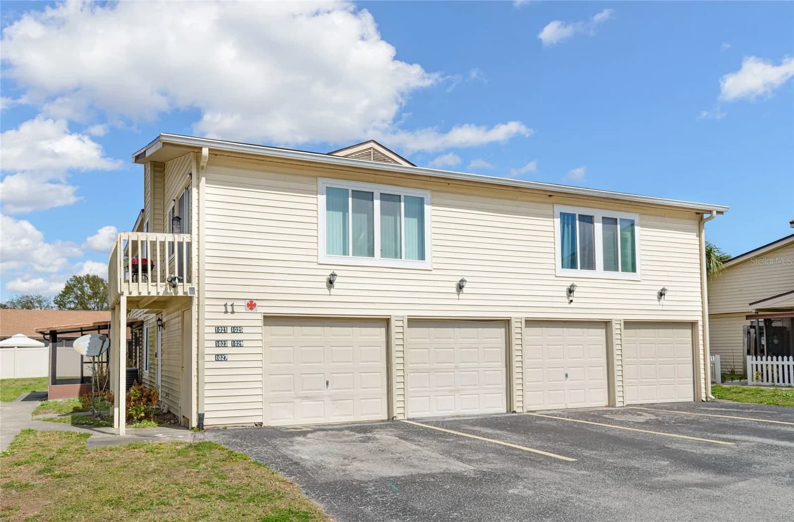 1023 SPRING MEADOW 4