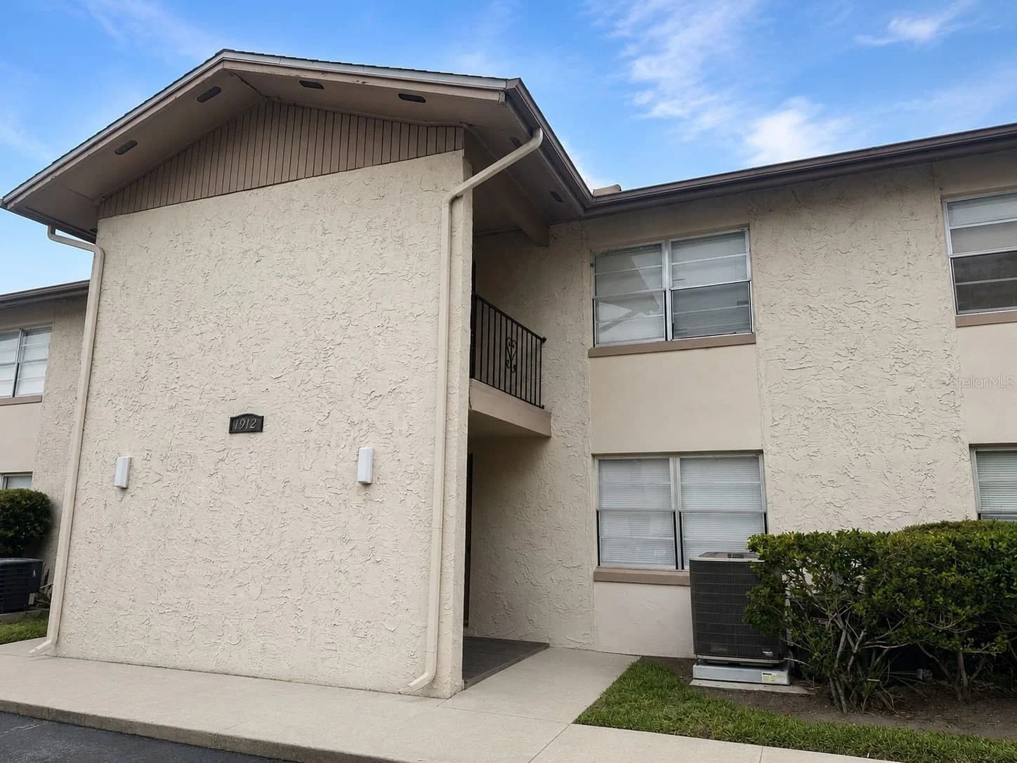 1912 HONOUR, Orlando, FL 32839