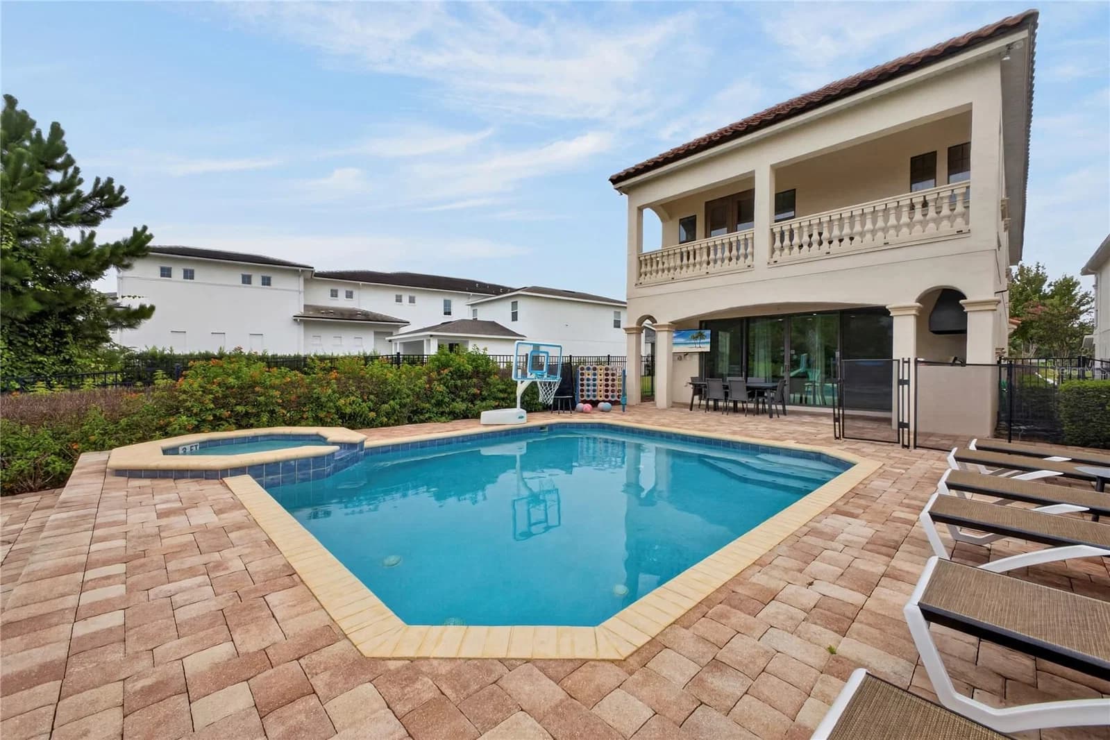 824 DESERT MOUNTAIN 2