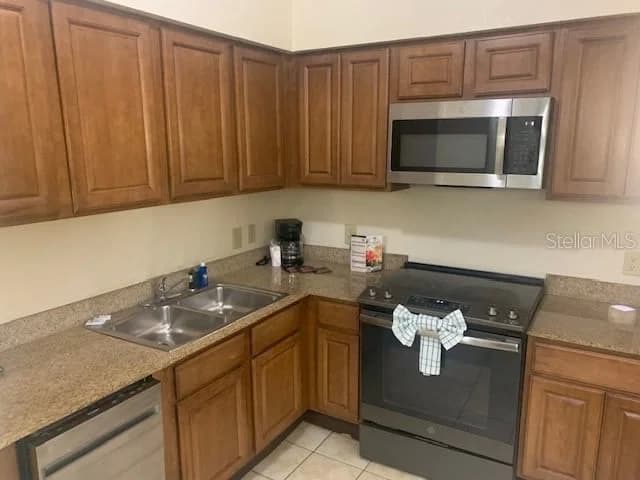 12539 FLORIDAYS RESORT 4