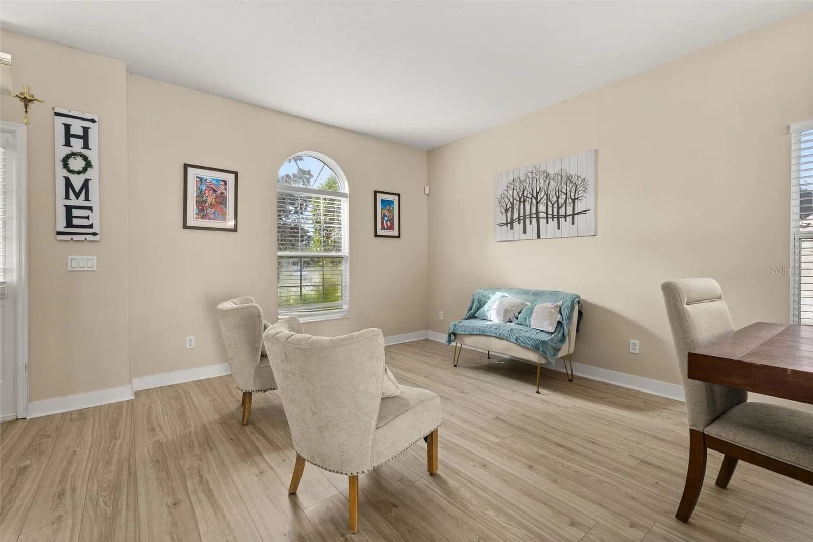 1404 SWAINSON 5