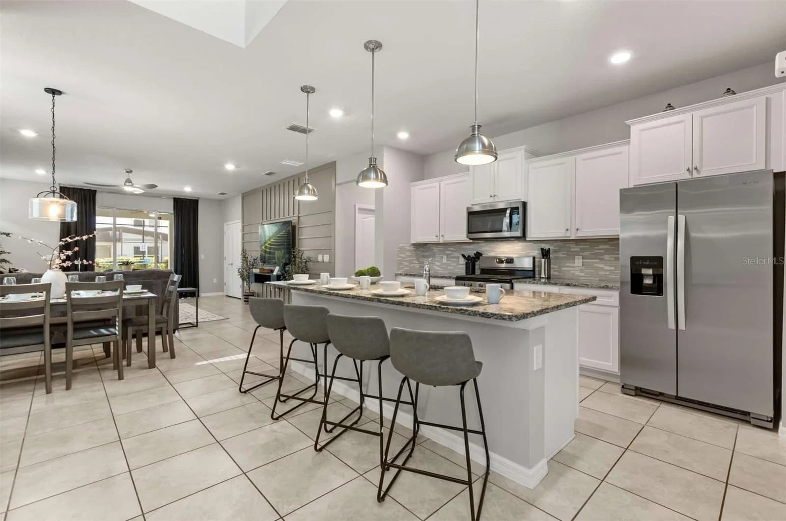 7352 OAKMOSS LOOP 5