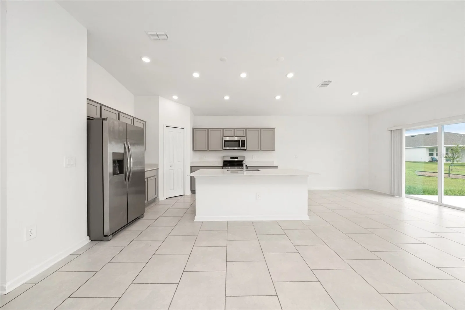 4816 EDENSBRIDGE 4