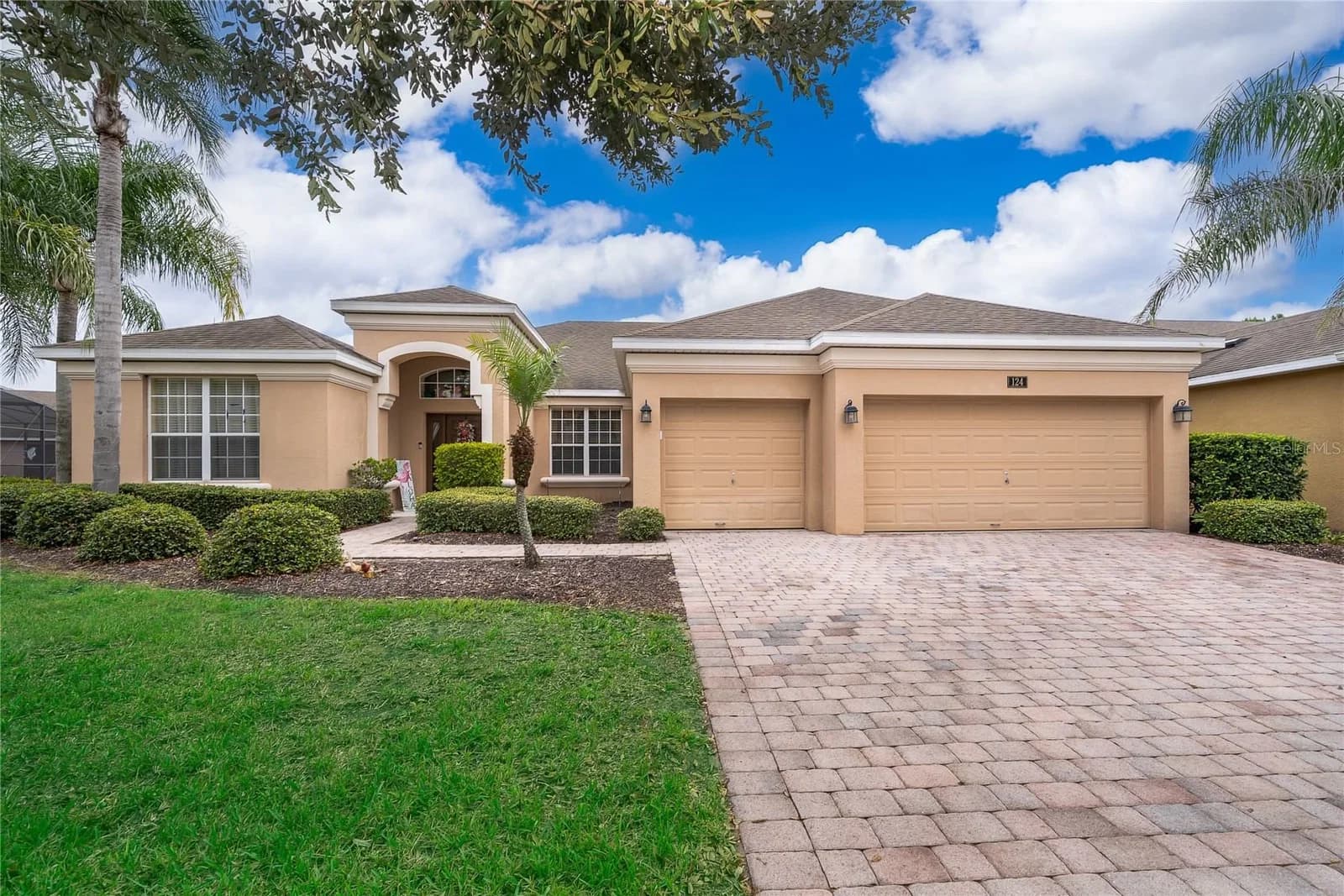 124 YELLOW SNAPDRAGON, Davenport, FL 33837