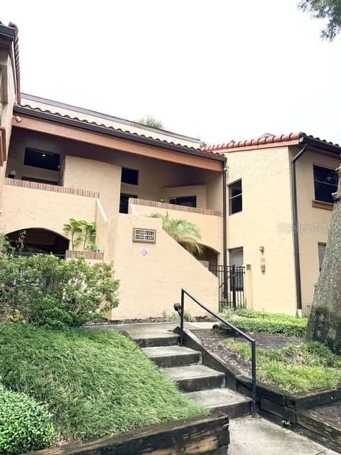 1211 SALERNO 2