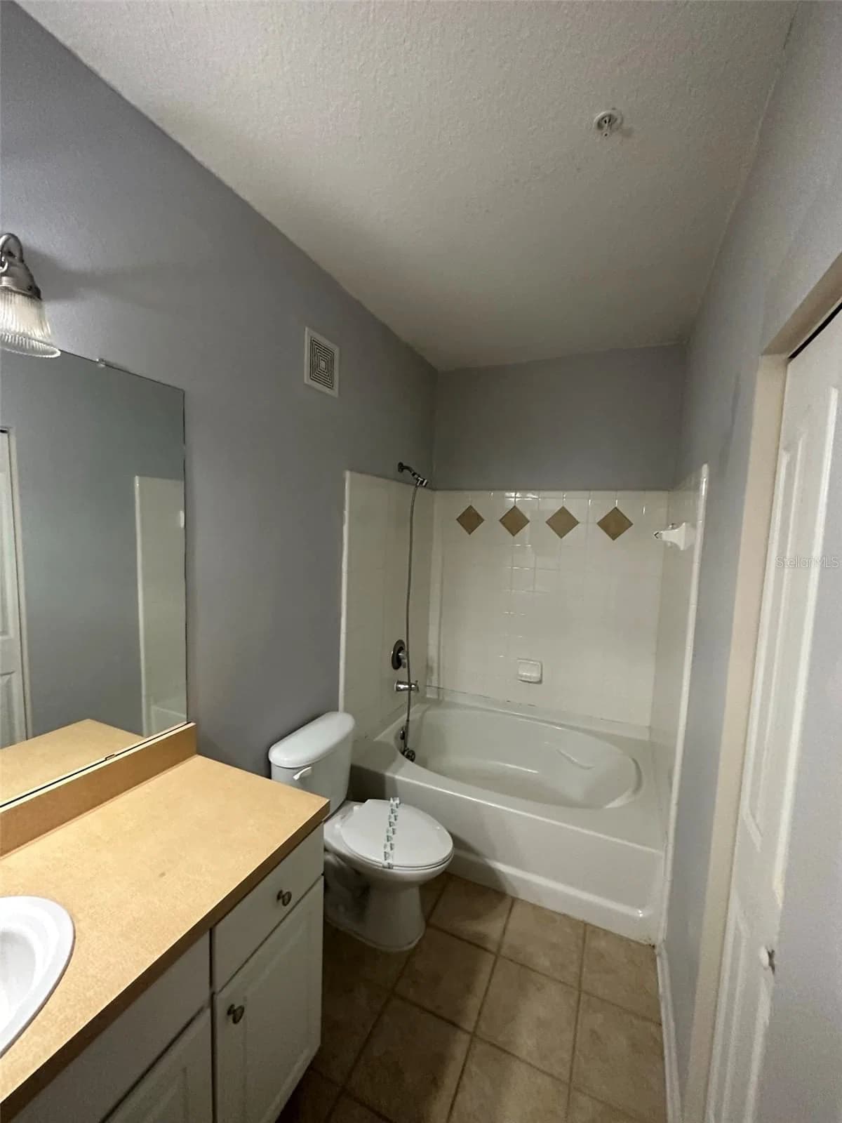 6005 NEWPORT 3