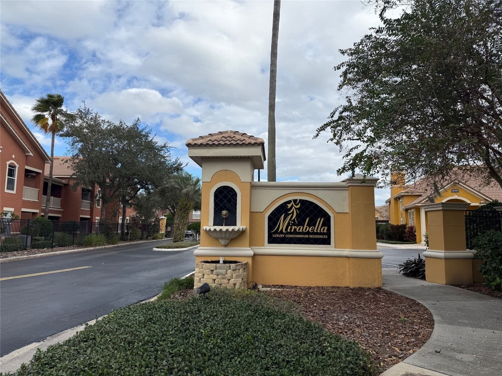 8848 VILLA VIEW, Orlando, FL 32821