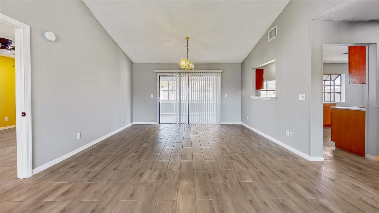 305 MEDINA 5