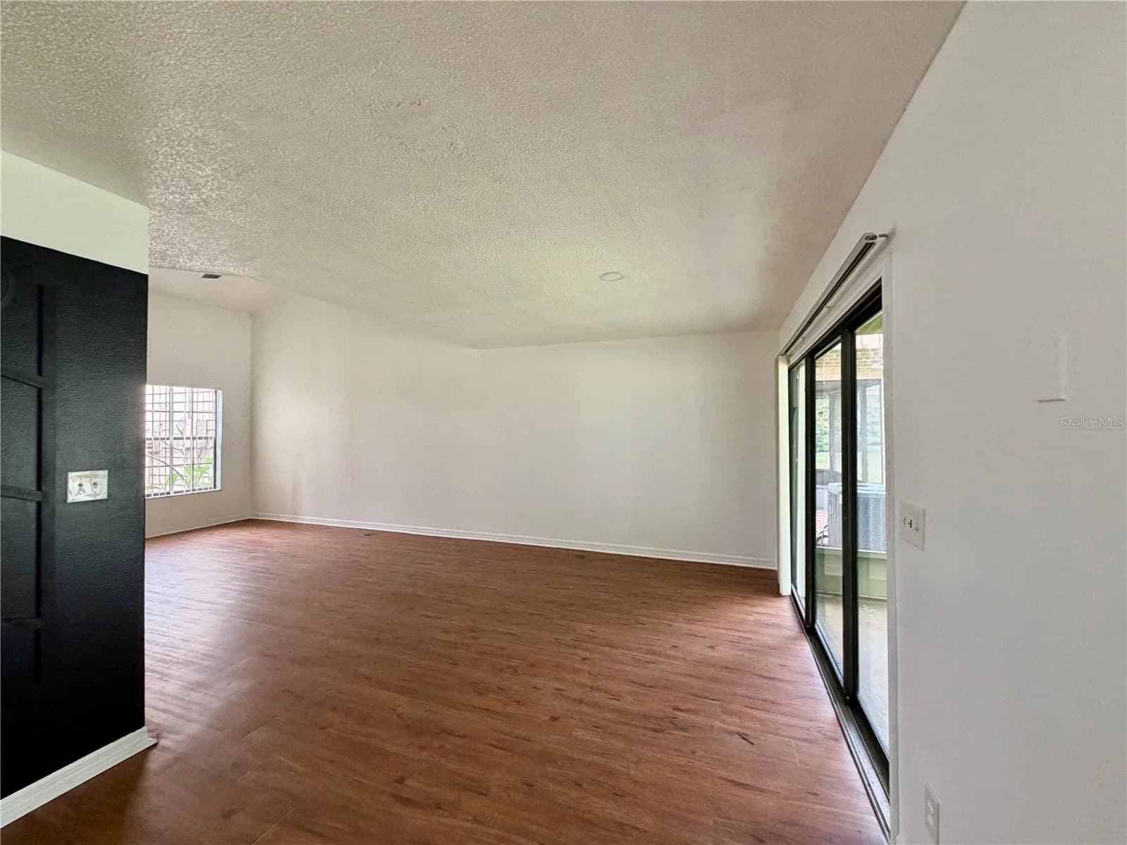 2135 BALBOA 5