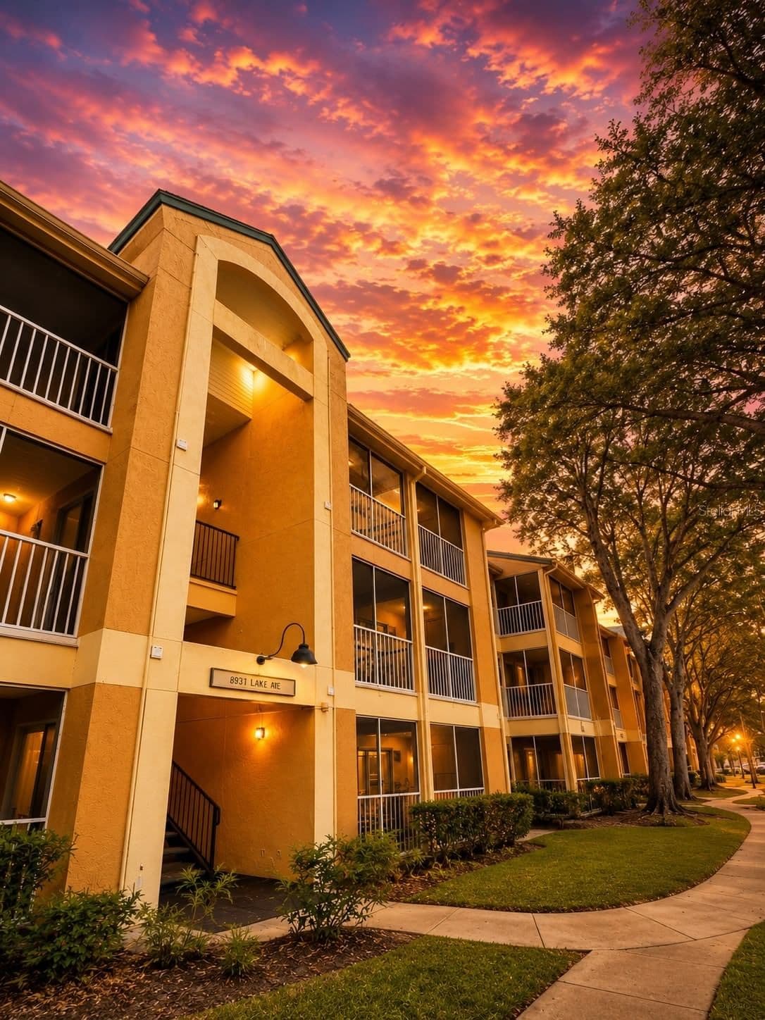 8939 LATREC, Orlando, FL 32819