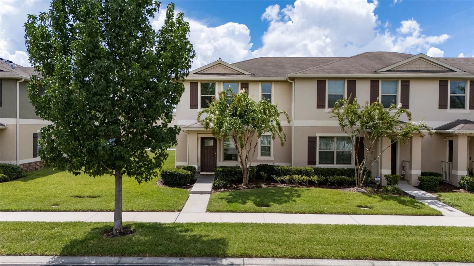 1854 KATZ CROSSING 2