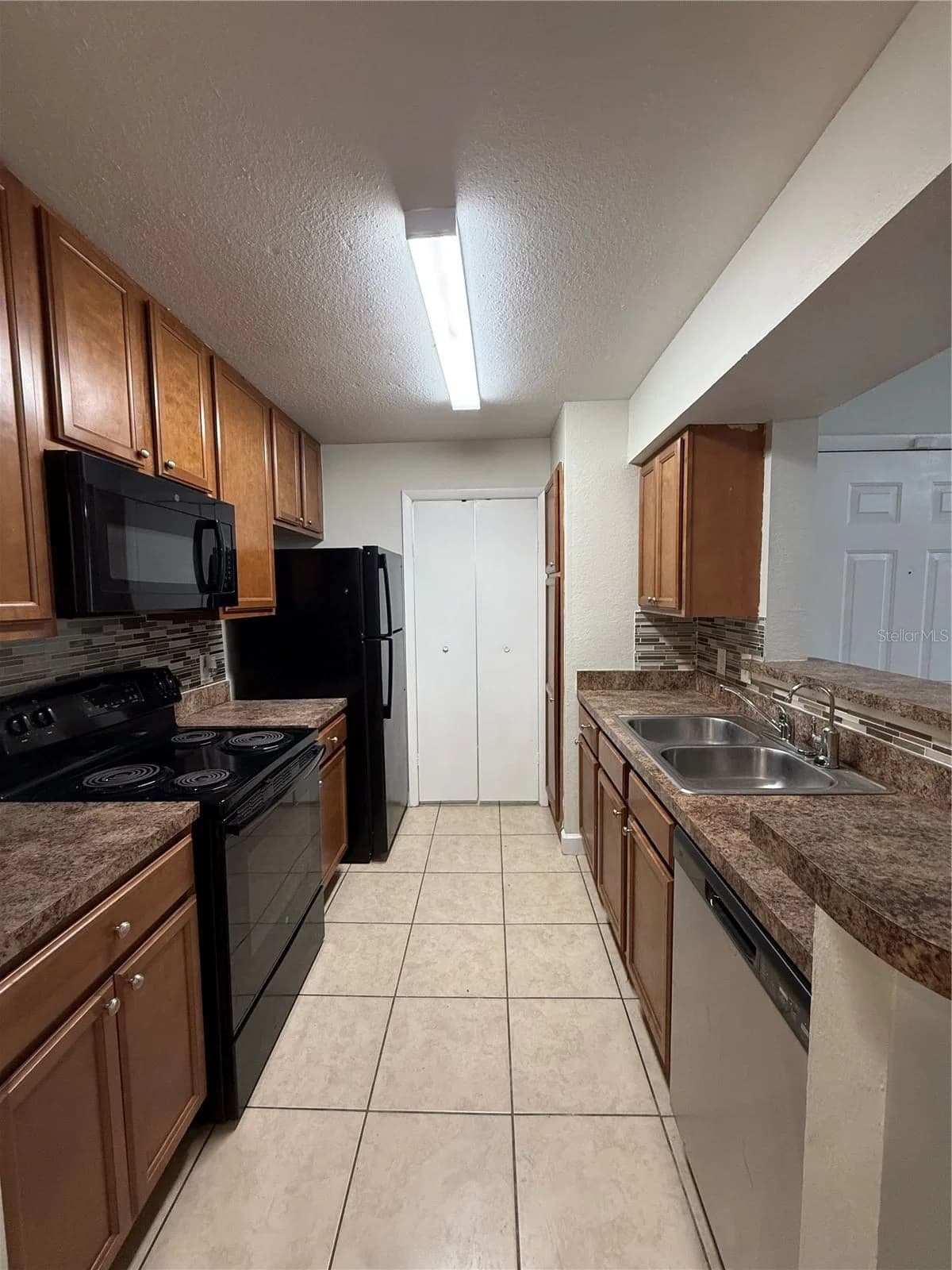 4367 THORNBRIAR 4