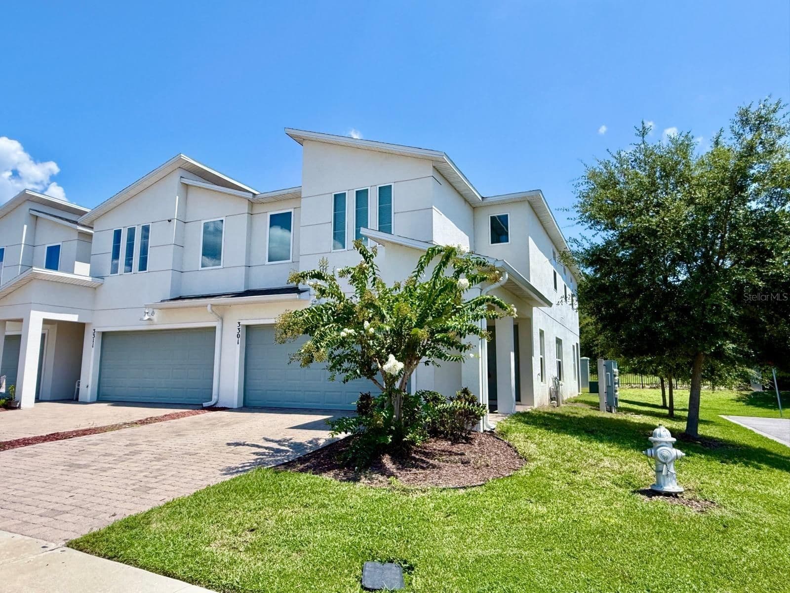 3301 BEAU 2