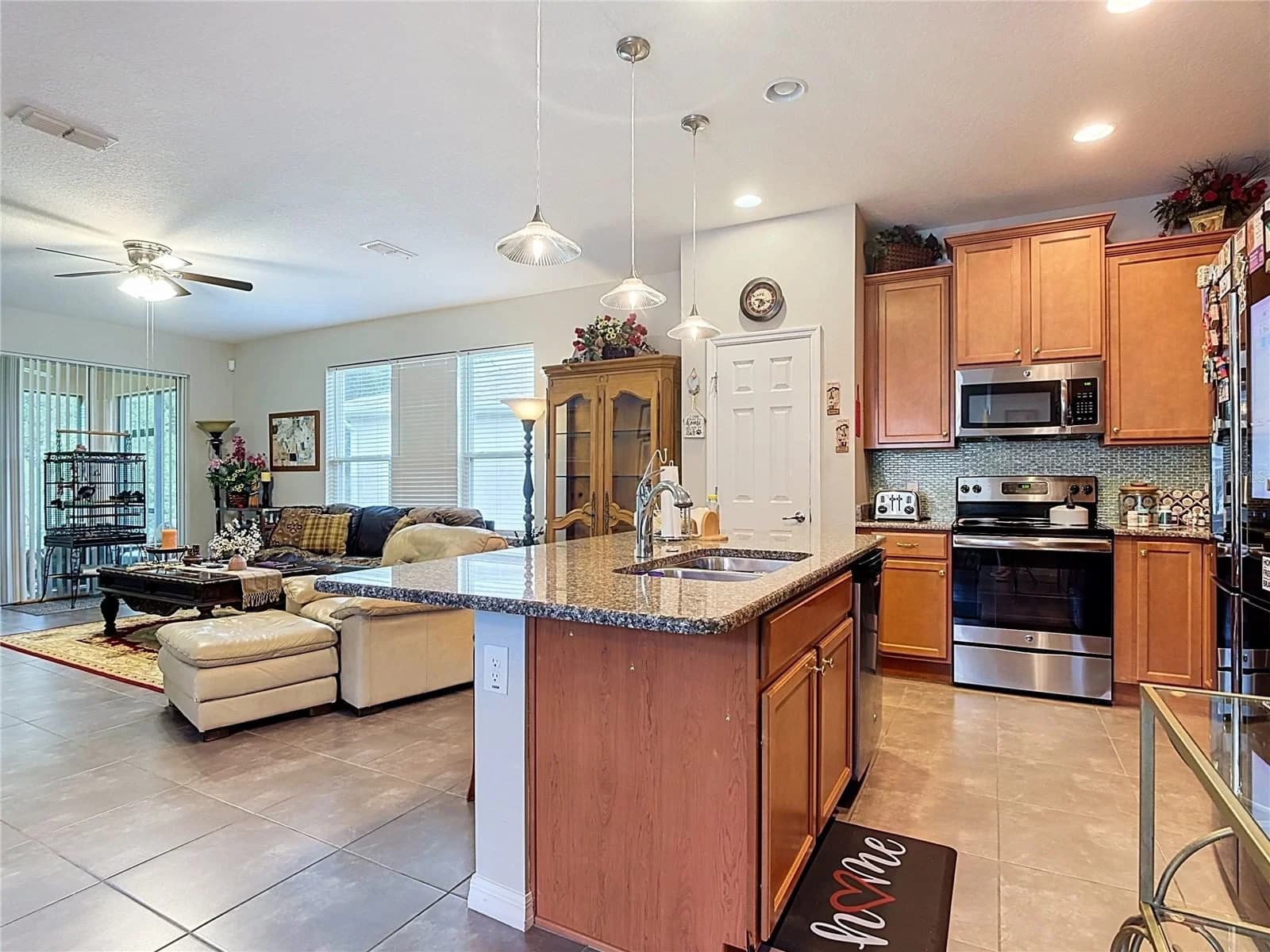 700 SHADY CANYON 4