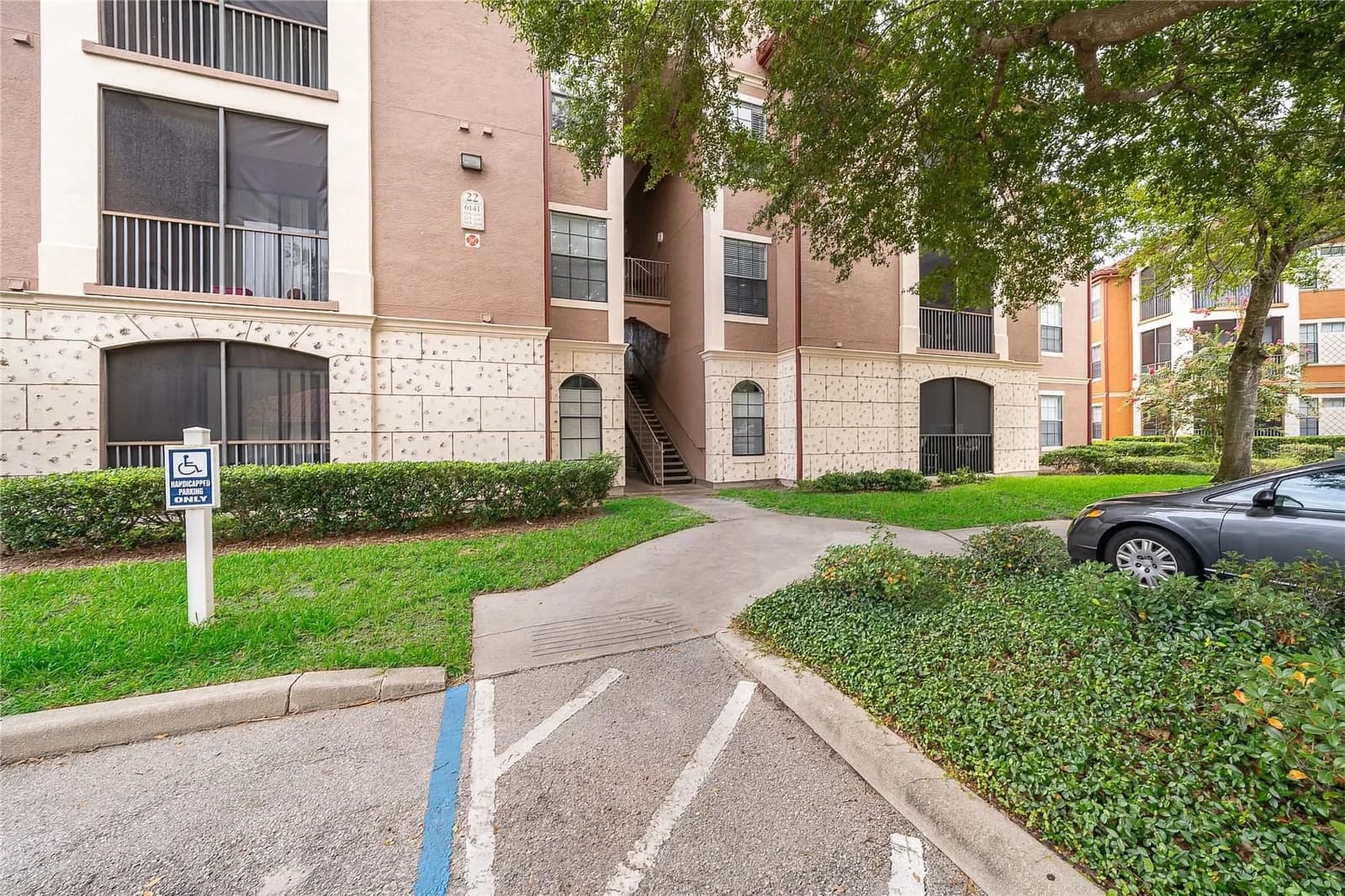 6141 METROWEST, Orlando, FL 32835
