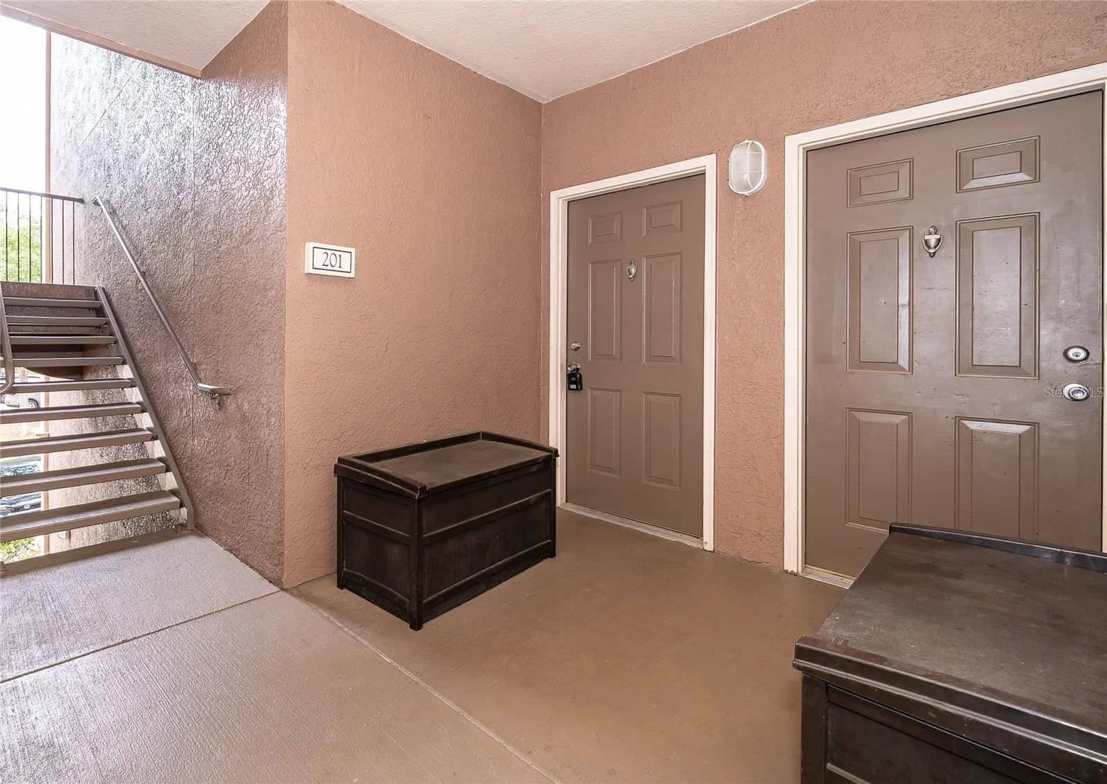 6141 METROWEST 2