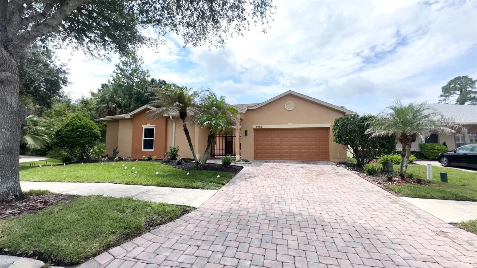 1287 GLENDORA 2