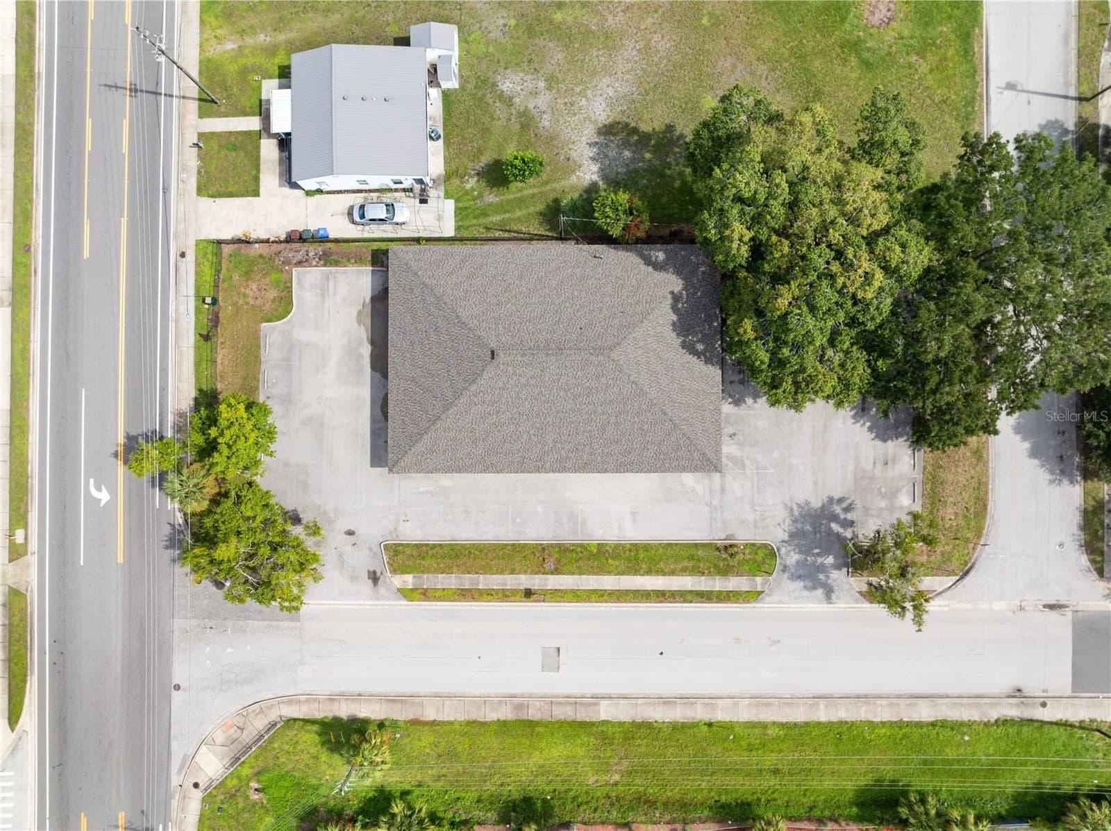 323 CYPRESS 5