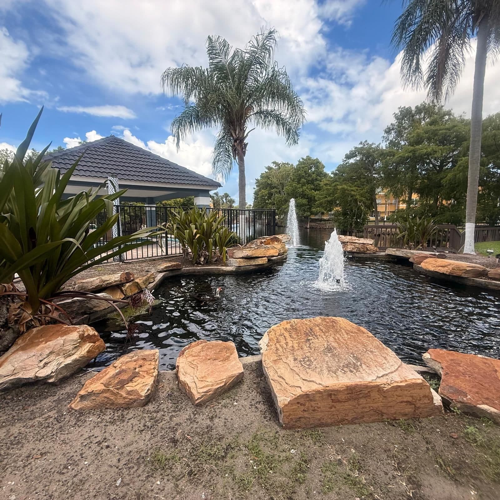 5785 GATLIN 4