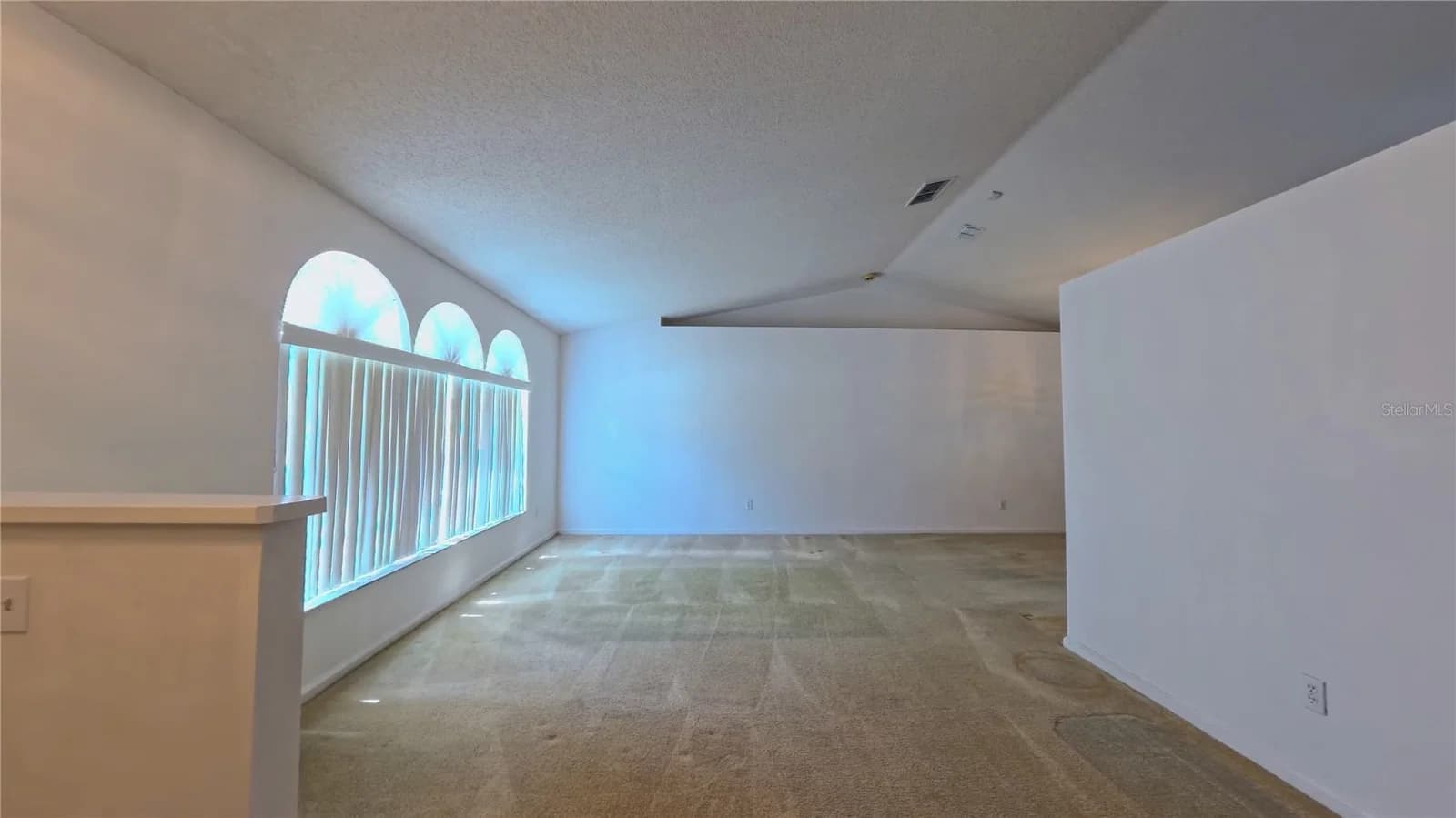 566 OAK BRANCH 3