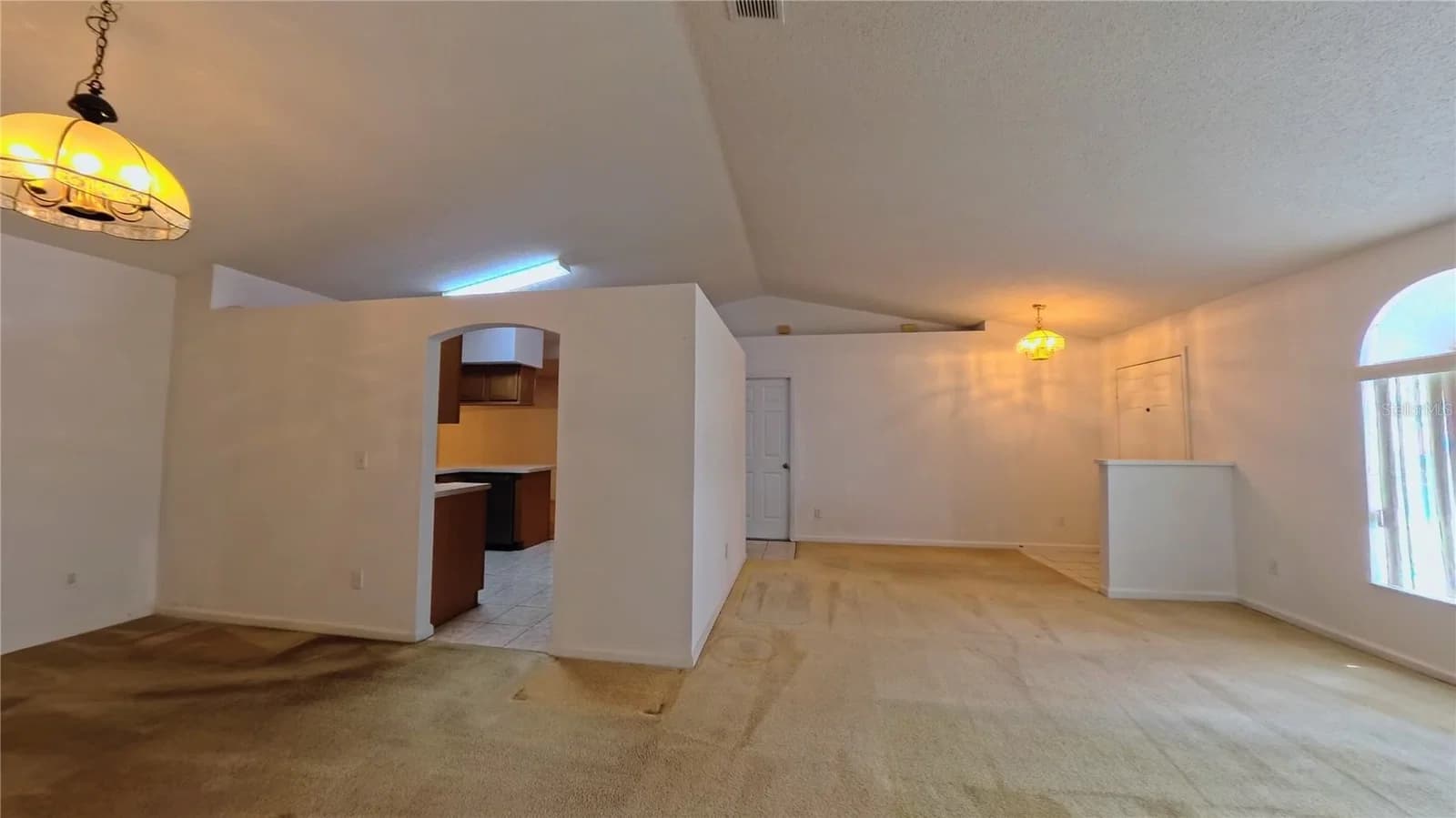 566 OAK BRANCH 4