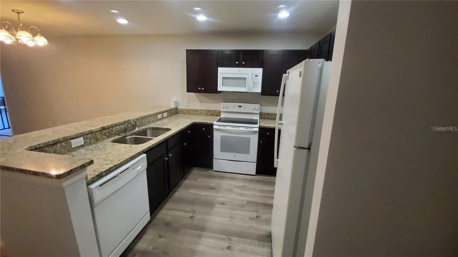 284 GARDNER 3